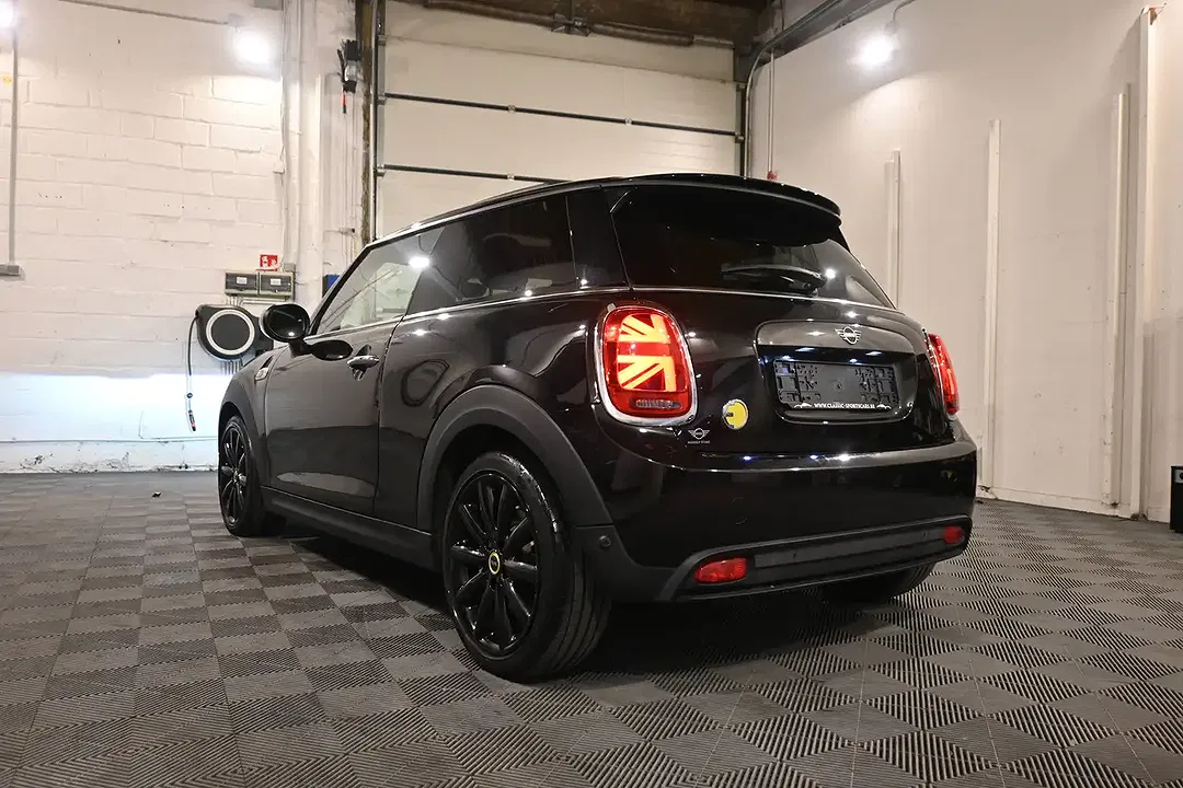 MINI Cooper SE - Thumbnail 6