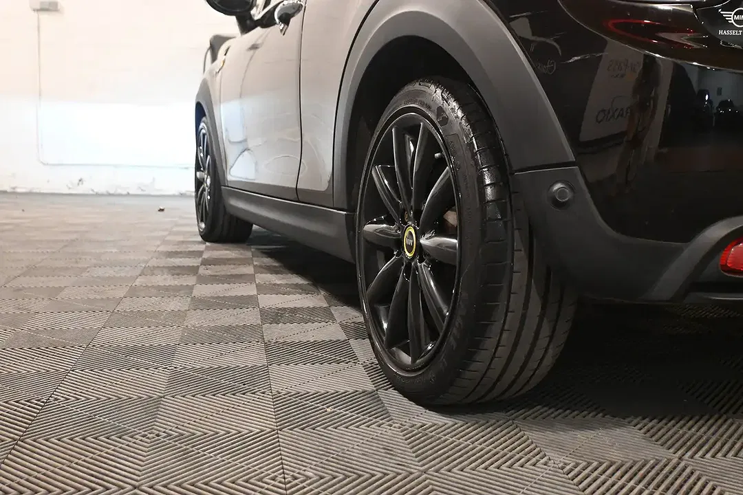 MINI Cooper SE - Thumbnail 7
