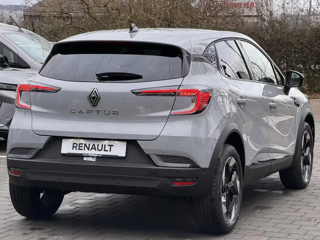 Renault Captur - Thumbnail 5