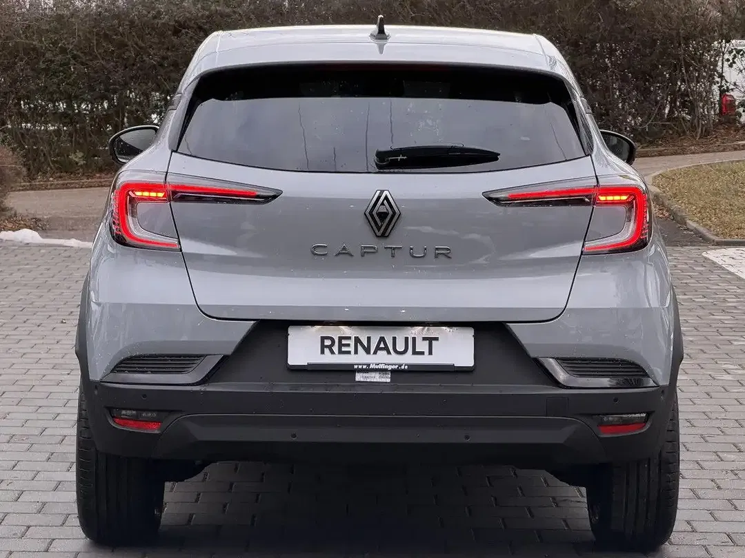 Renault Captur - Thumbnail 6