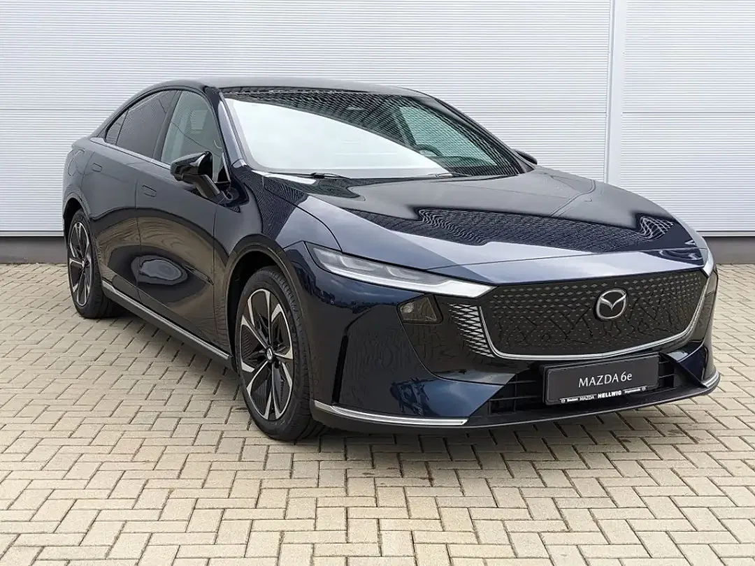 Mazda 6e - Thumbnail 3