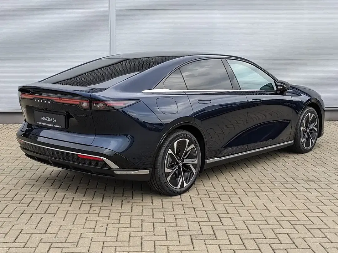 Mazda 6e - Thumbnail 6