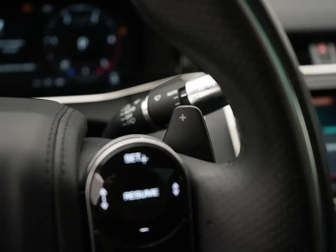 Land Rover Range Rover Evoque - Thumbnail 13