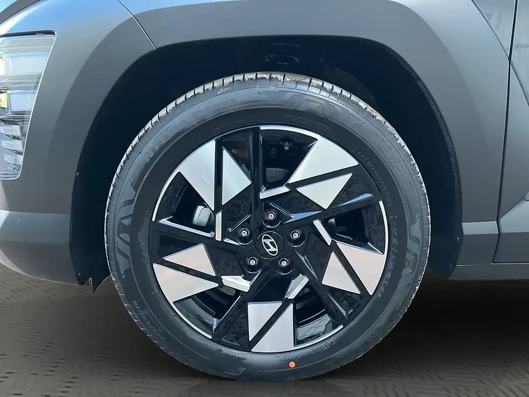 Hyundai KONA - Thumbnail 3