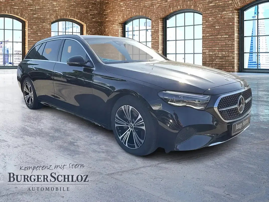 Mercedes-Benz E 220 - Thumbnail 3