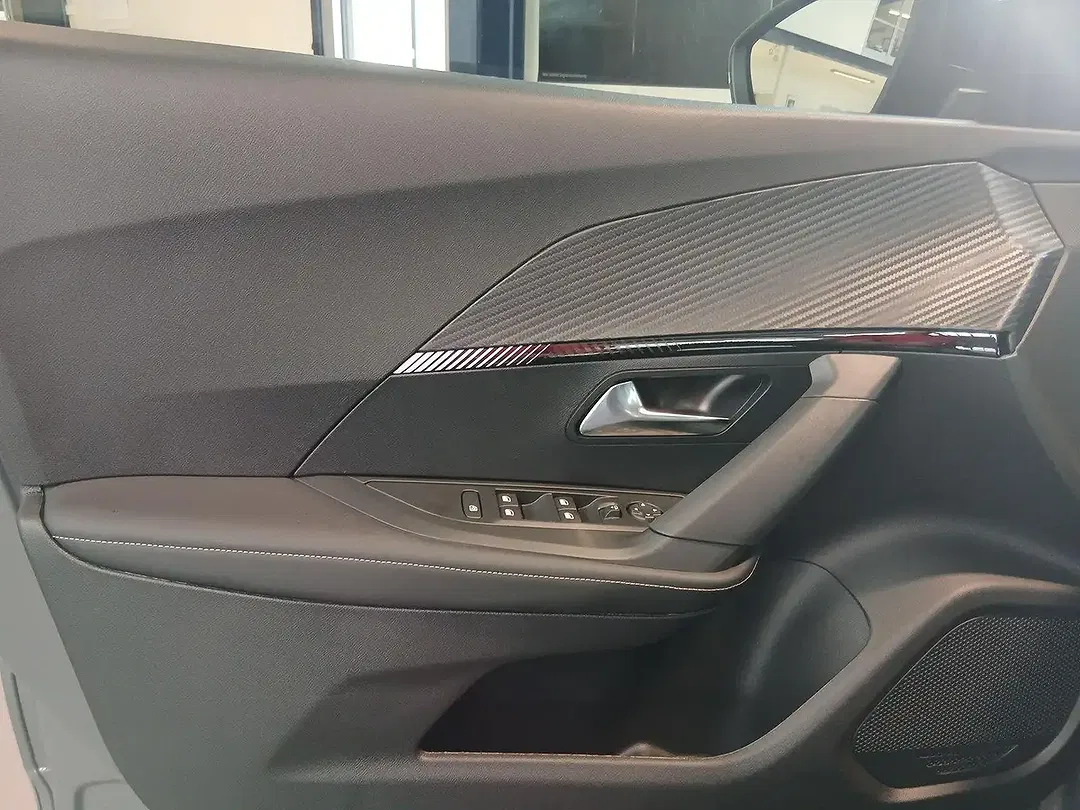 Peugeot 2008 - Thumbnail 10