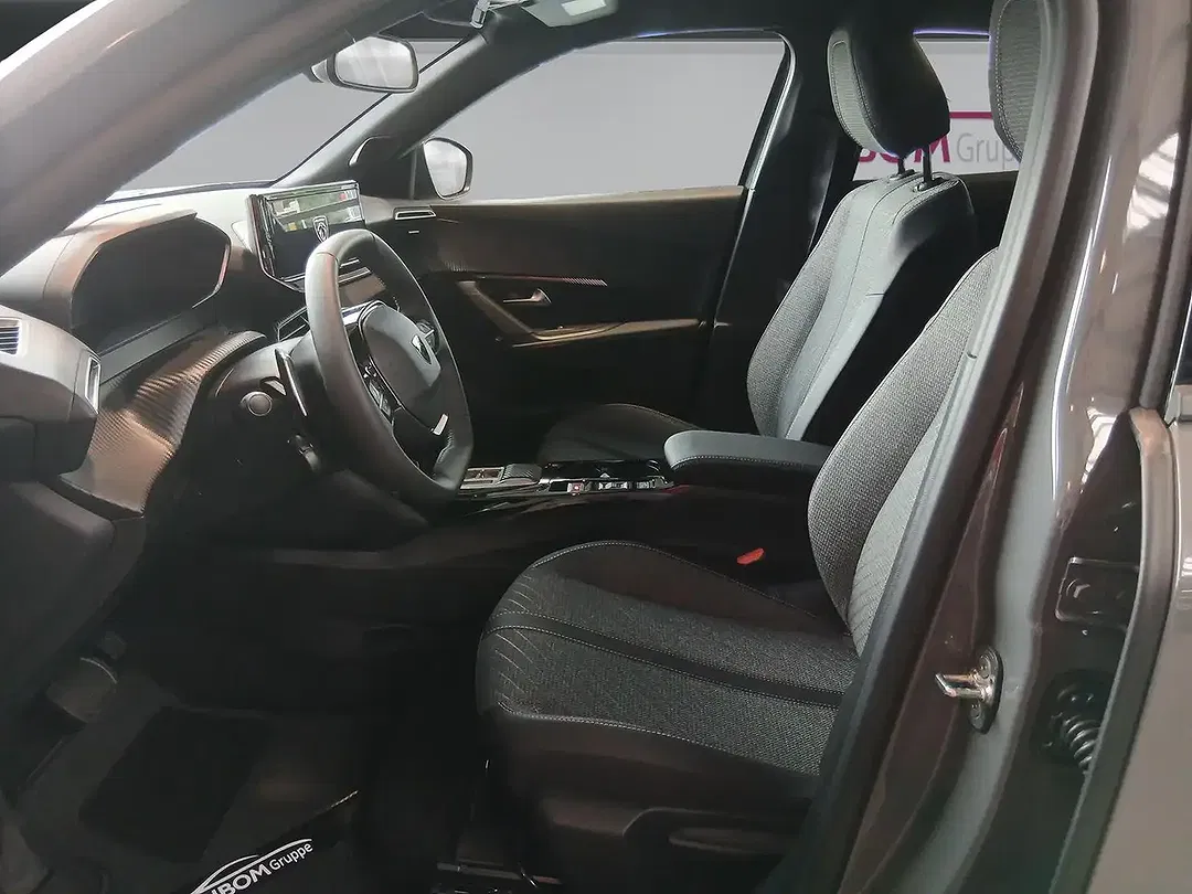 Peugeot 2008 - Thumbnail 9