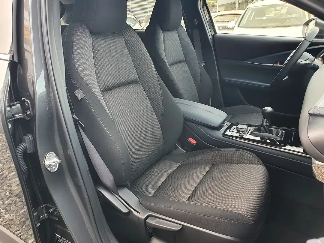 Mazda CX-30 - Thumbnail 10