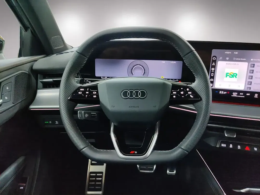 Audi Q3 - Thumbnail 9