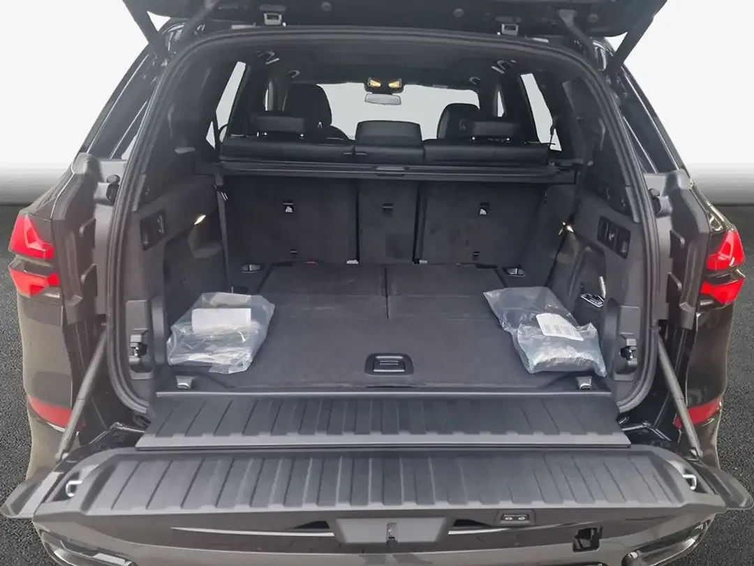 BMW X5 - Thumbnail 9