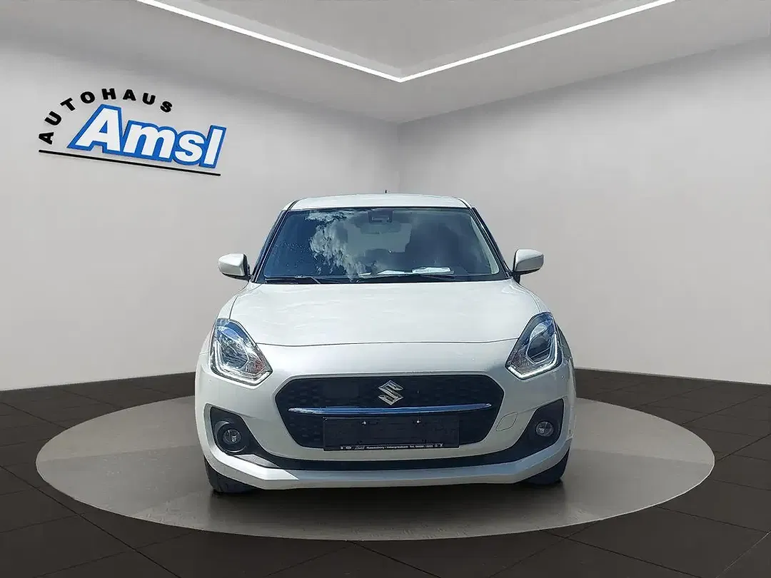 Suzuki Swift - Thumbnail 8