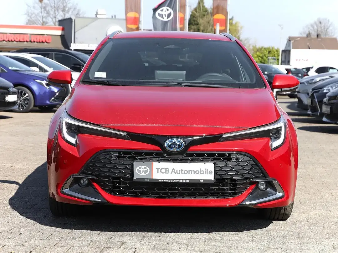 Toyota Corolla - Thumbnail 5