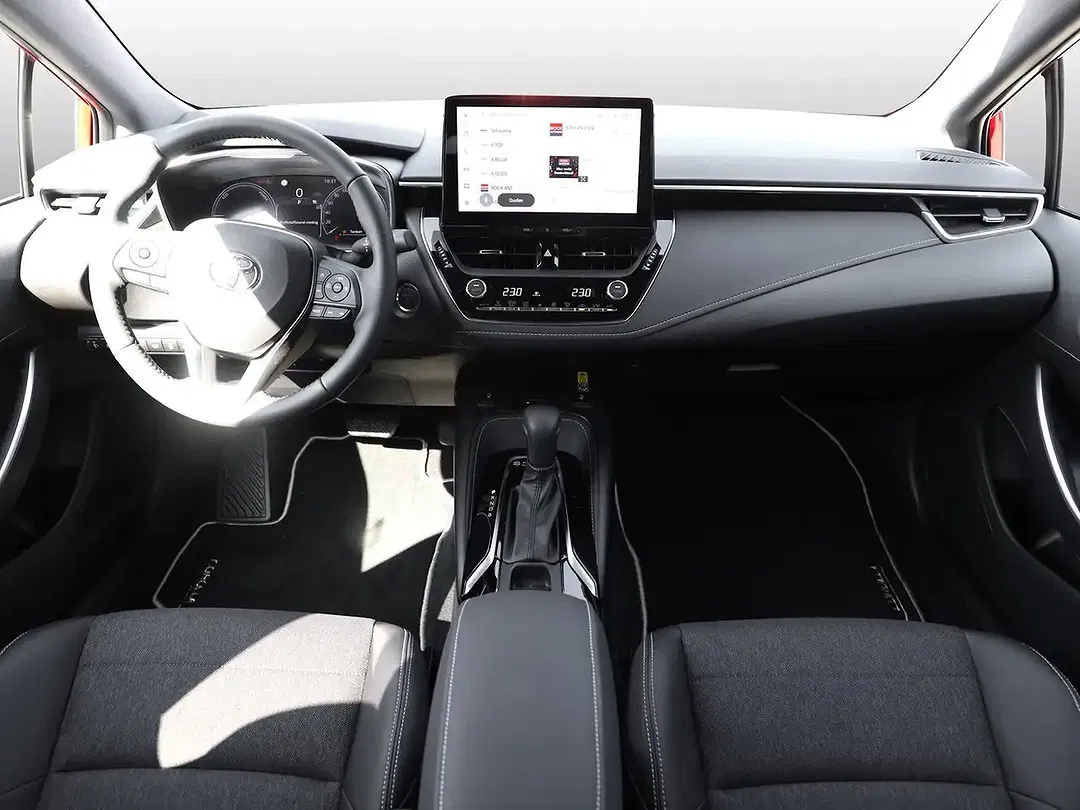 Toyota Corolla - Thumbnail 8