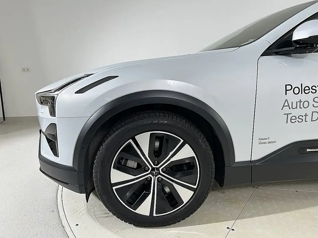 Polestar 3 - Thumbnail 8