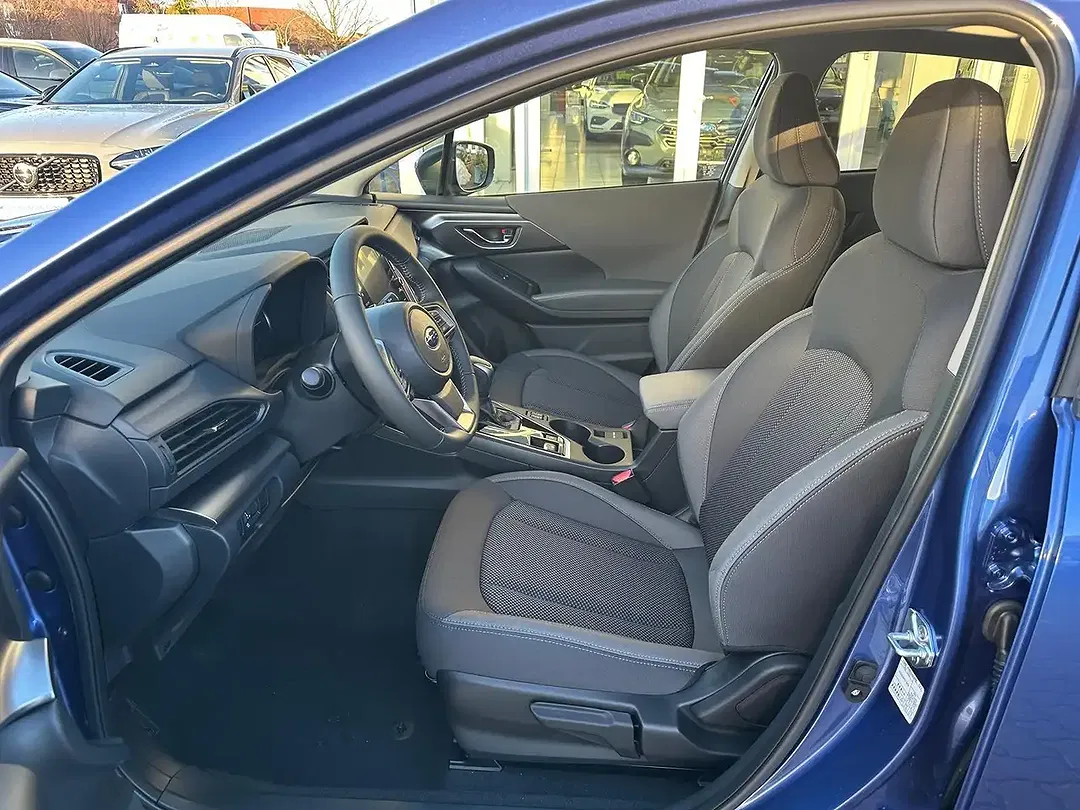 Subaru Impreza - Thumbnail 7