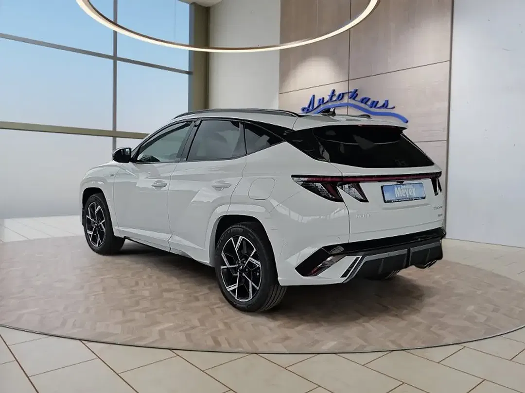 Hyundai TUCSON - Thumbnail 3