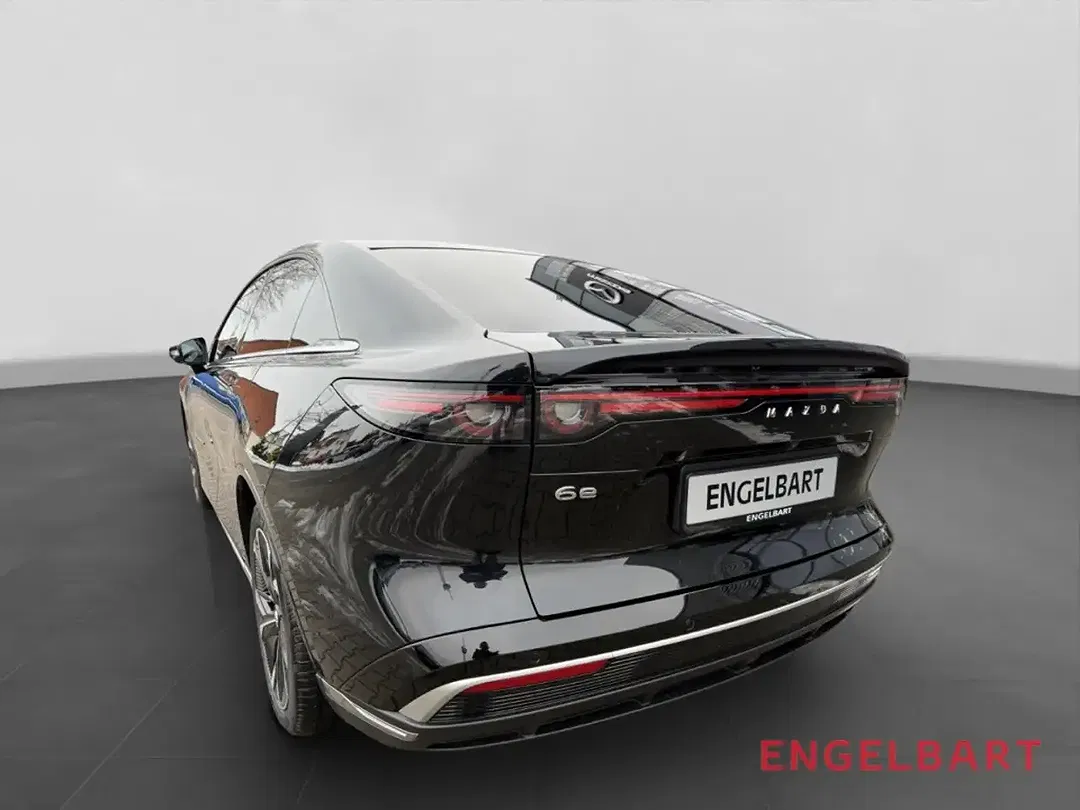 Mazda 6 - Thumbnail 2