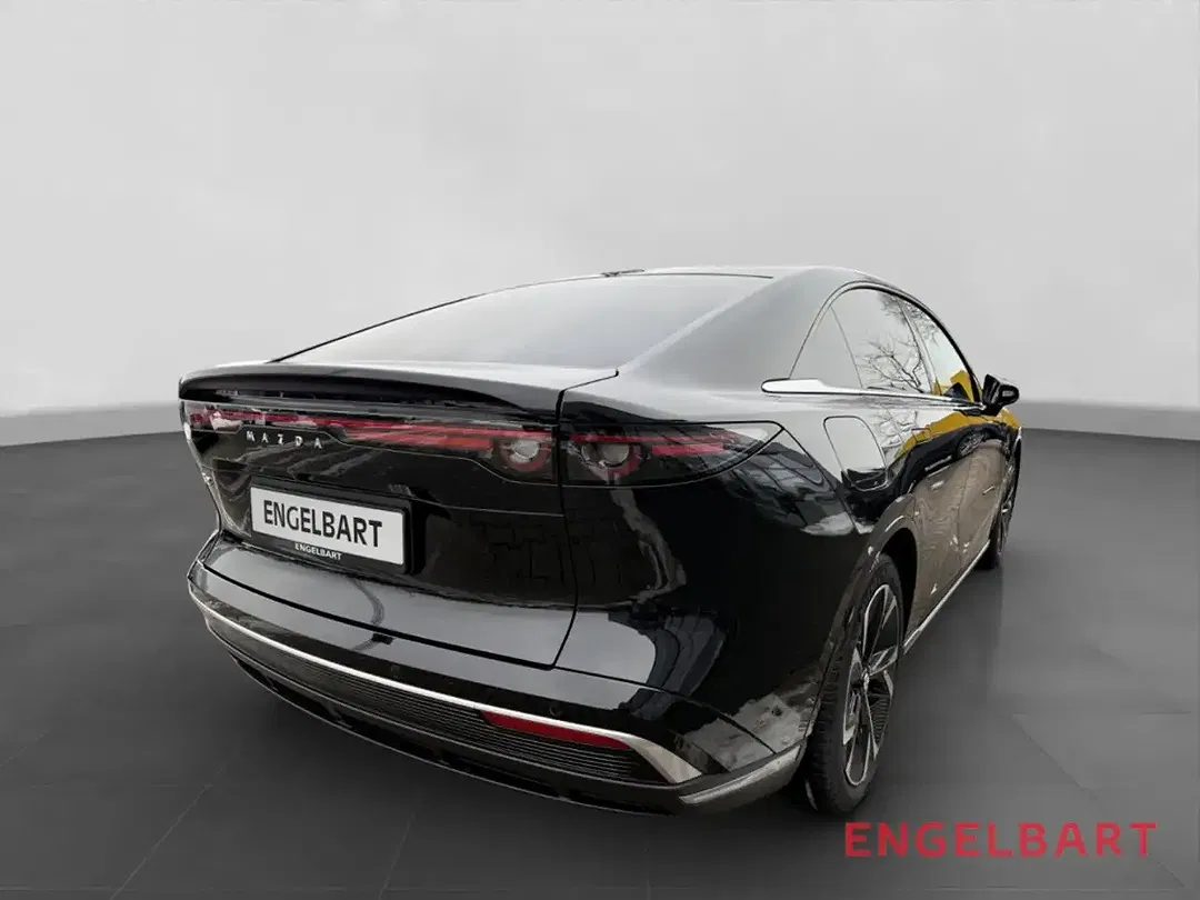 Mazda 6 - Thumbnail 3