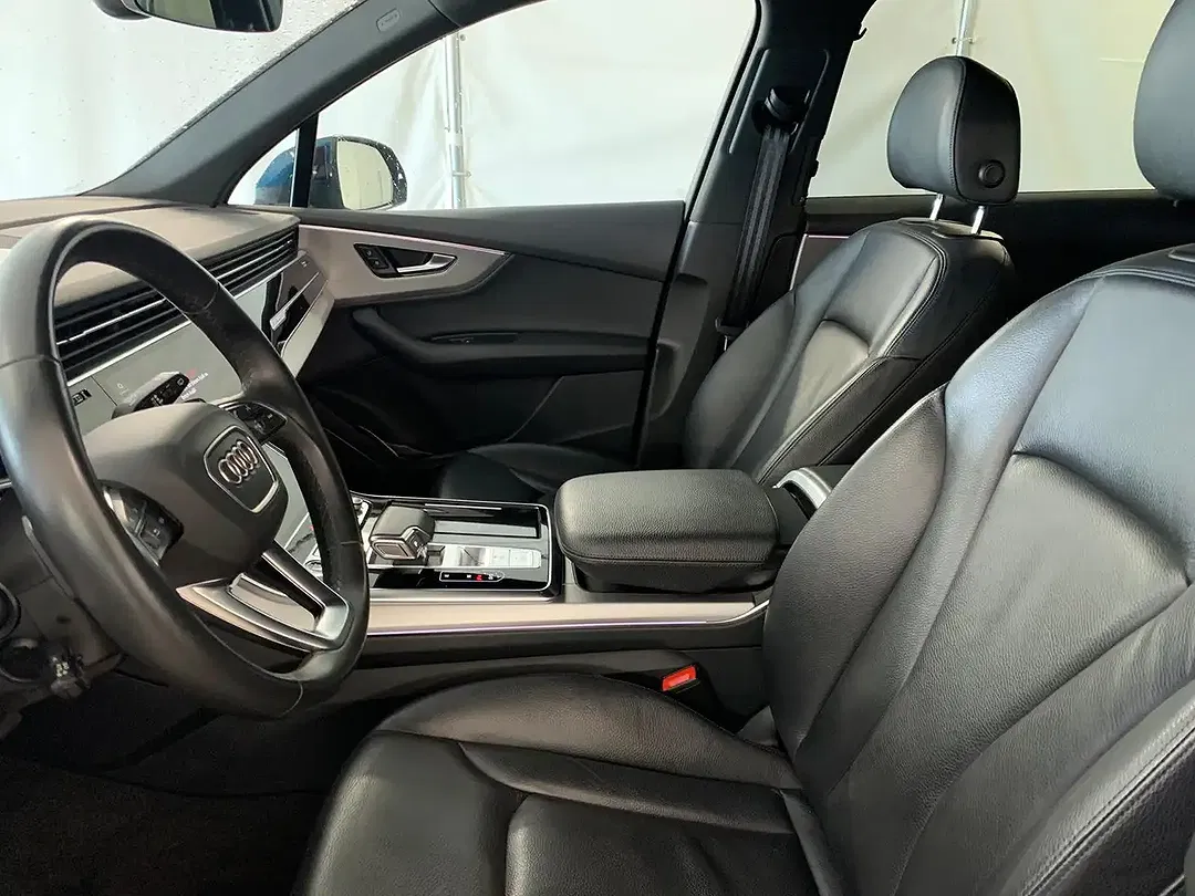 Audi Q7 - Thumbnail 13