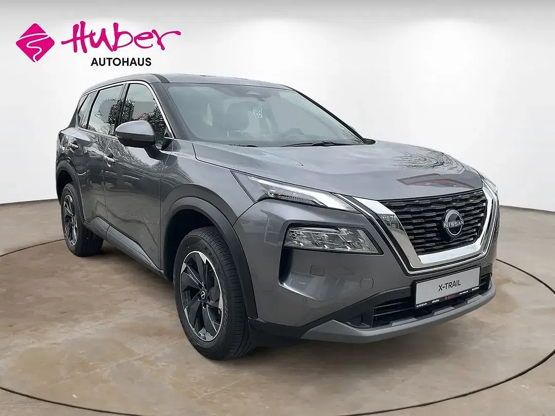 Nissan X-Trail - Thumbnail 1