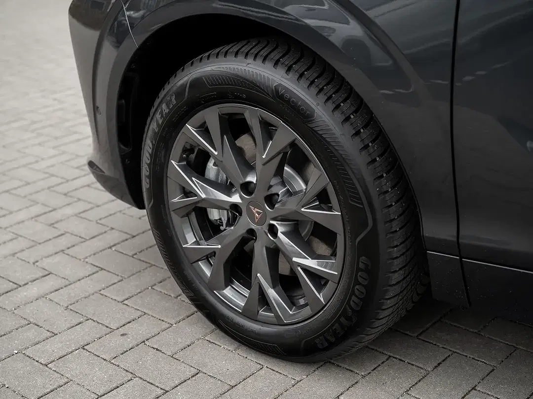 CUPRA Terramar - Thumbnail 5