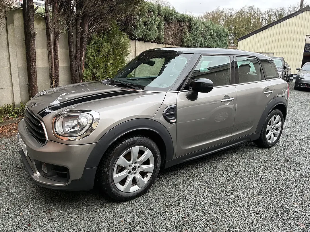 MINI Cooper Countryman - Afbeelding 1