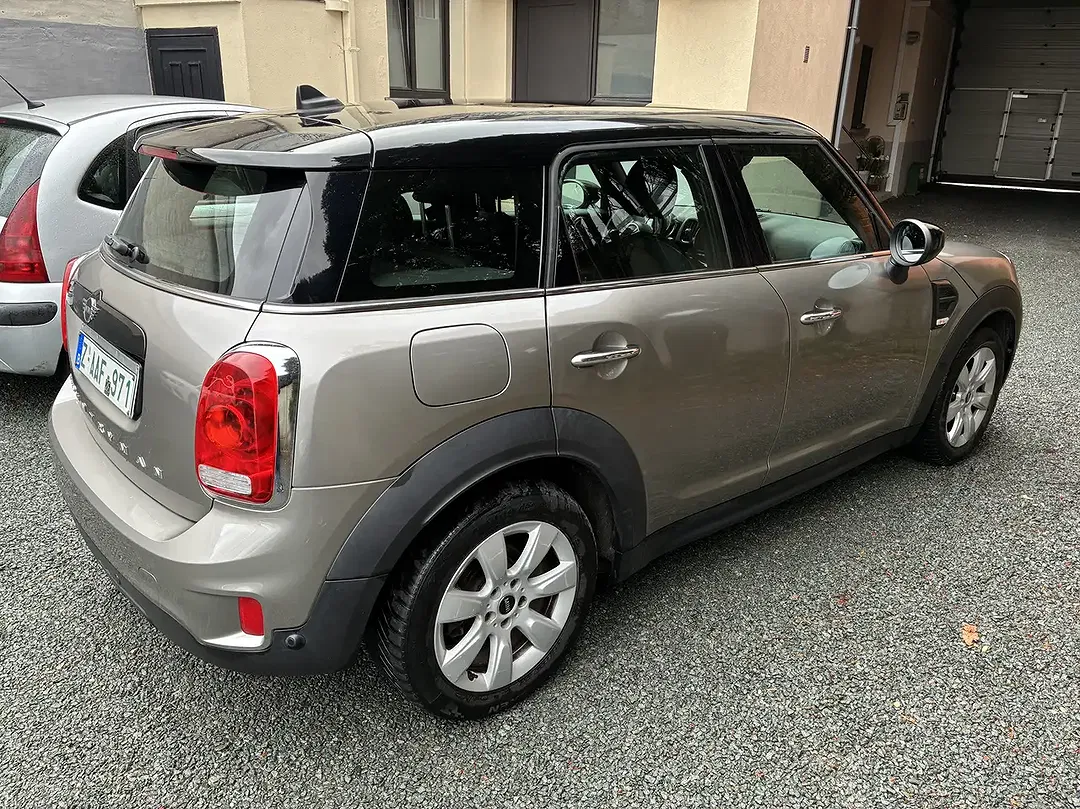 MINI Cooper Countryman - Thumbnail 4