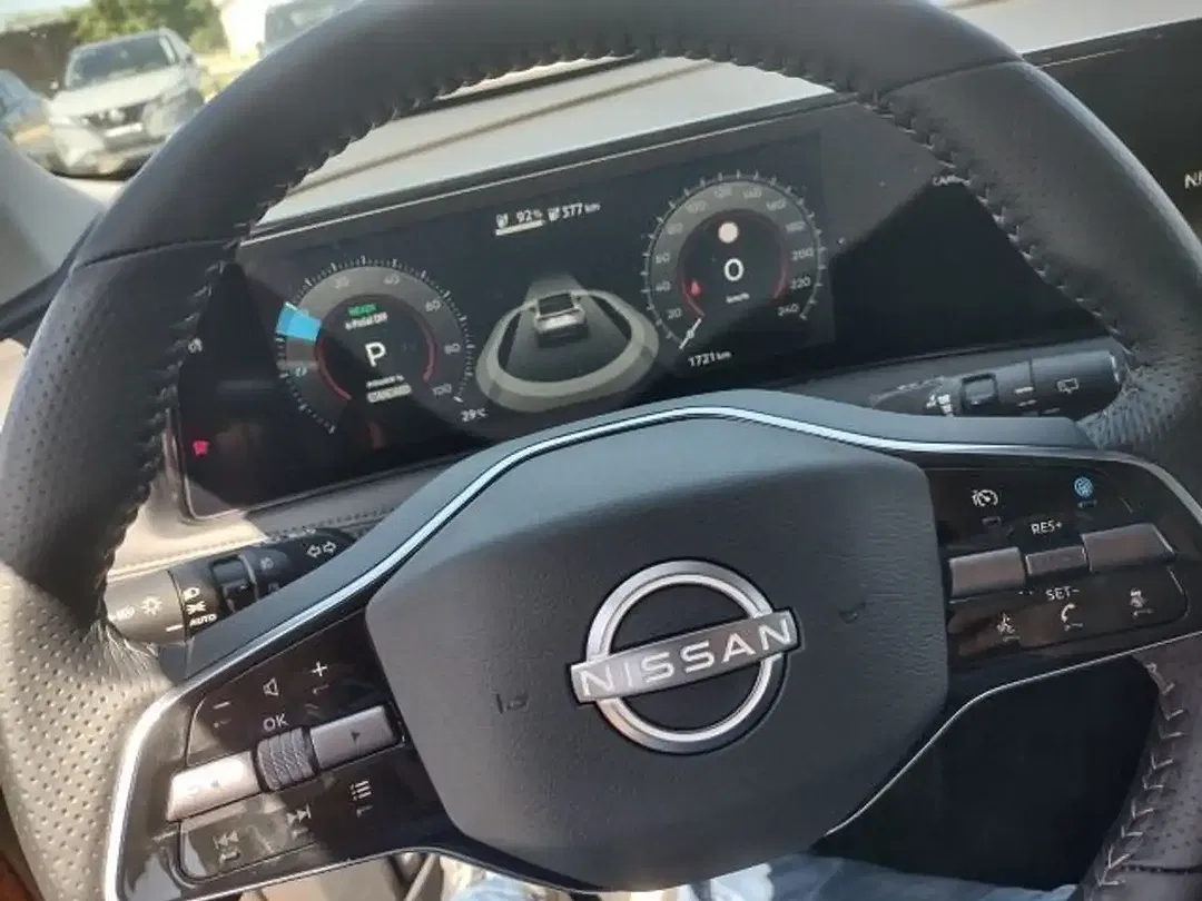 Nissan Ariya - Thumbnail 15