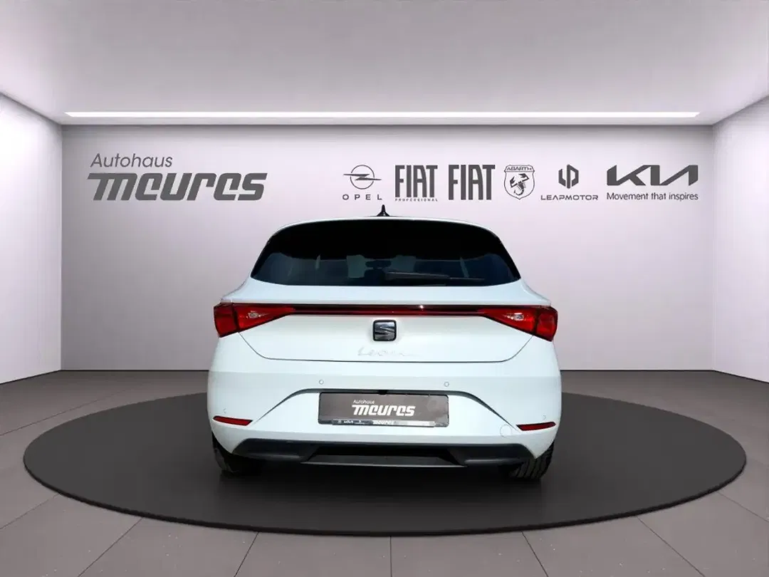 SEAT Leon - Thumbnail 3