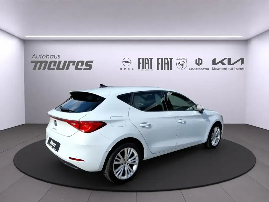 SEAT Leon - Thumbnail 4