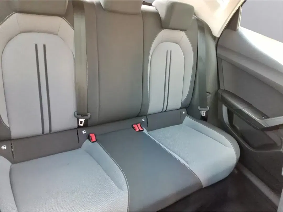 SEAT Leon - Thumbnail 9