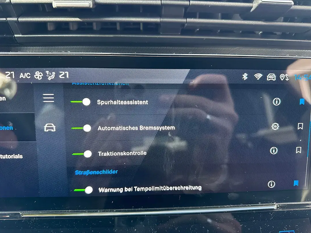 Peugeot 408 - Thumbnail 14