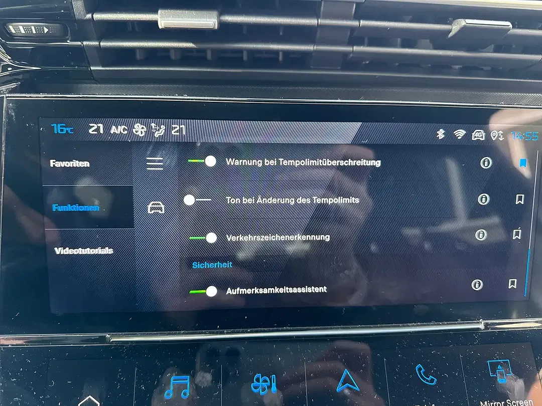 Peugeot 408 - Thumbnail 15