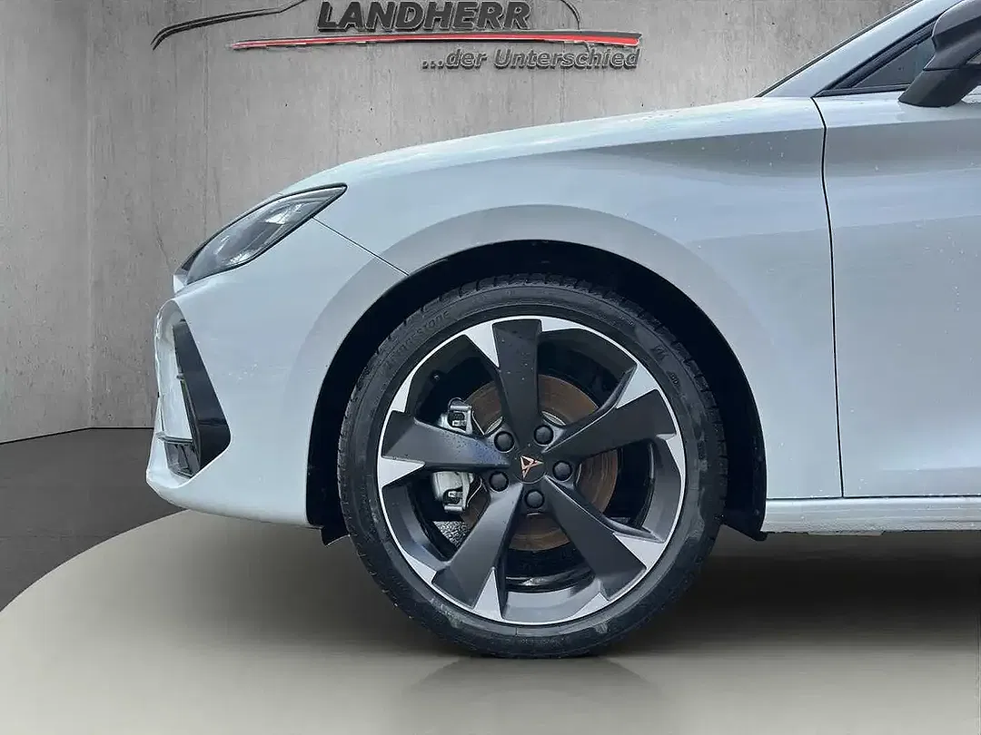 CUPRA Leon - Thumbnail 13