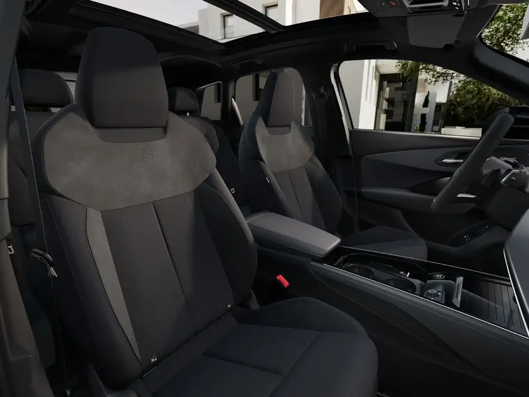 Audi Q3 - Thumbnail 9