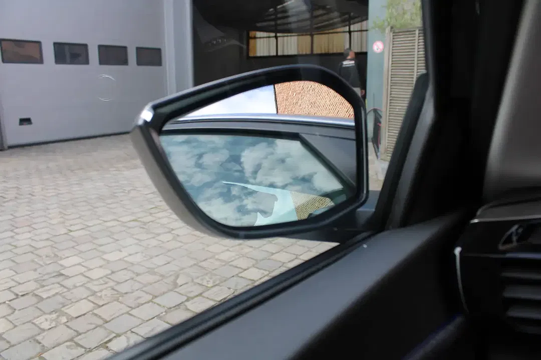 Peugeot 408 - Thumbnail 11