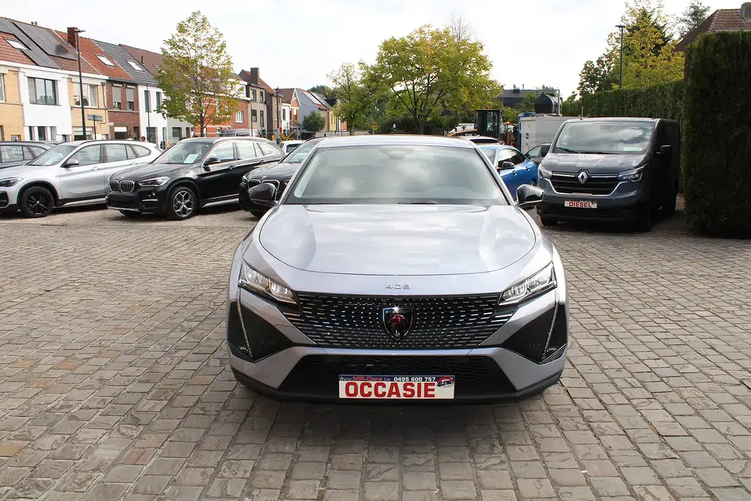 Peugeot 408 - Thumbnail 2