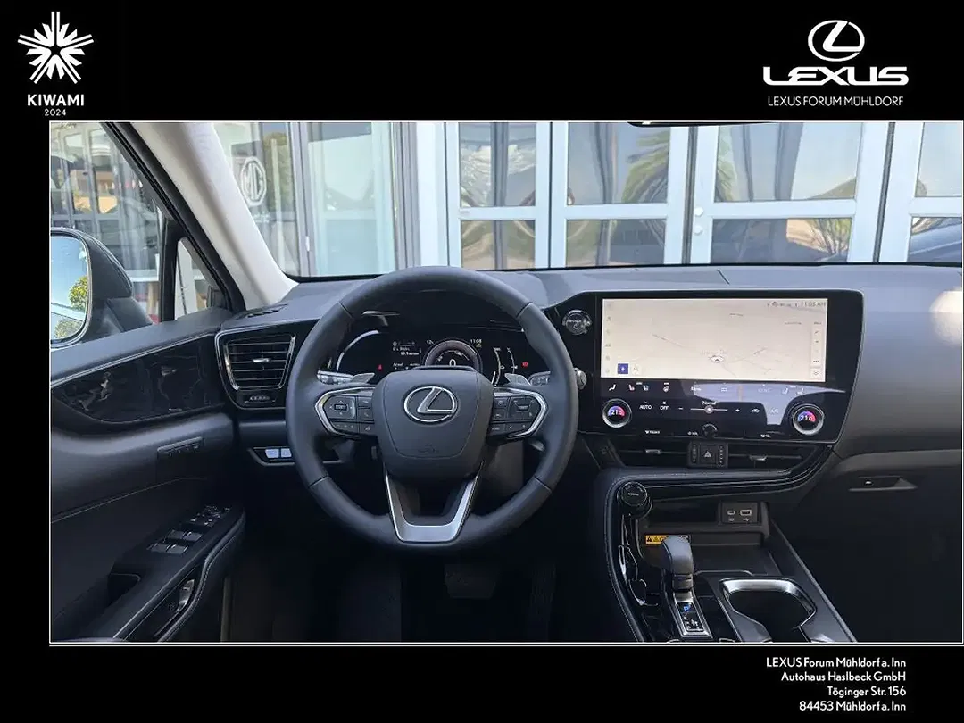 Lexus NX 450h+ - Thumbnail 11