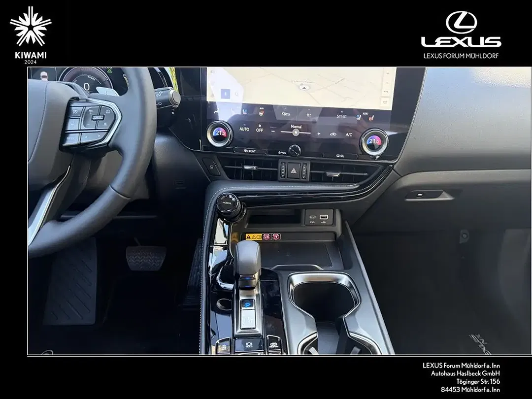 Lexus NX 450h+ - Thumbnail 13