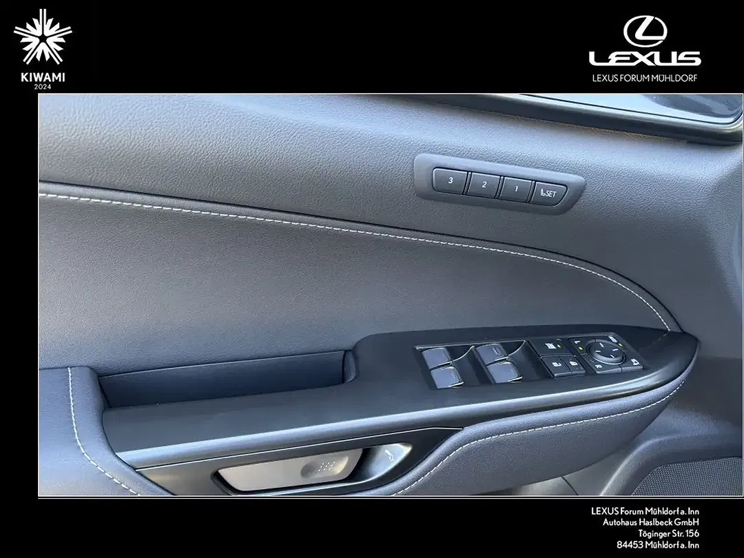 Lexus NX 450h+ - Thumbnail 14