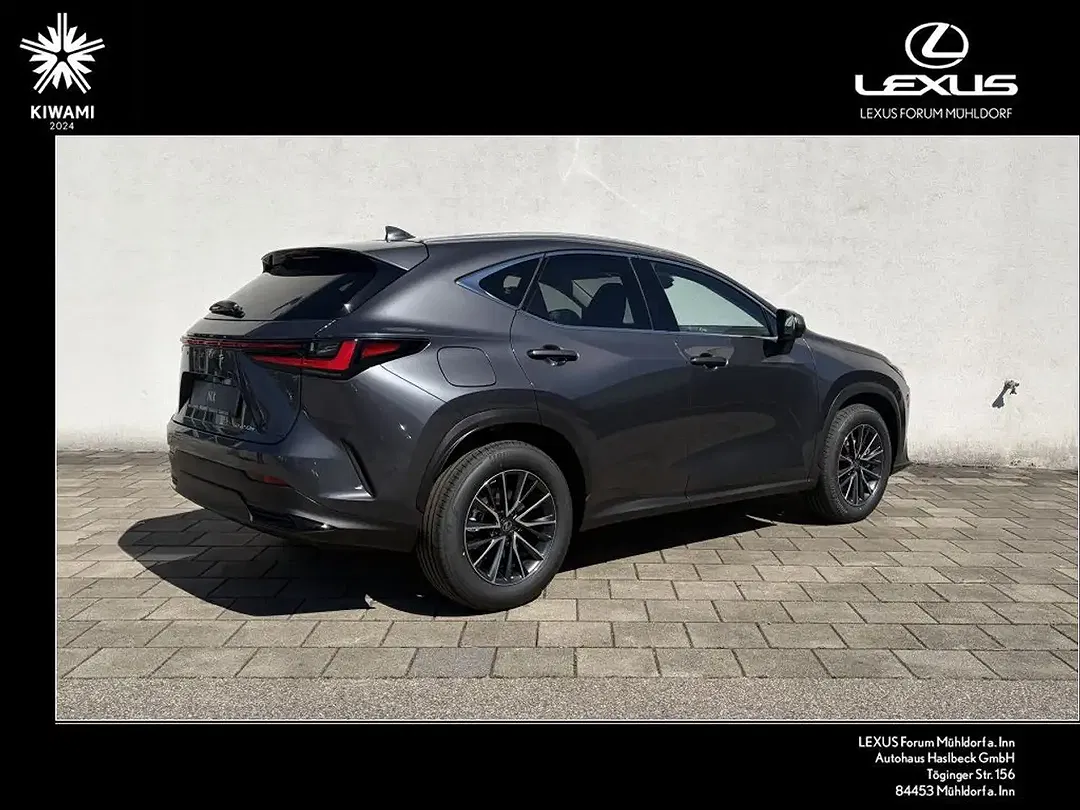 Lexus NX 450h+ - Thumbnail 3