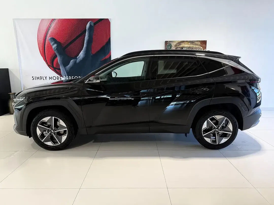 Hyundai TUCSON - Thumbnail 3