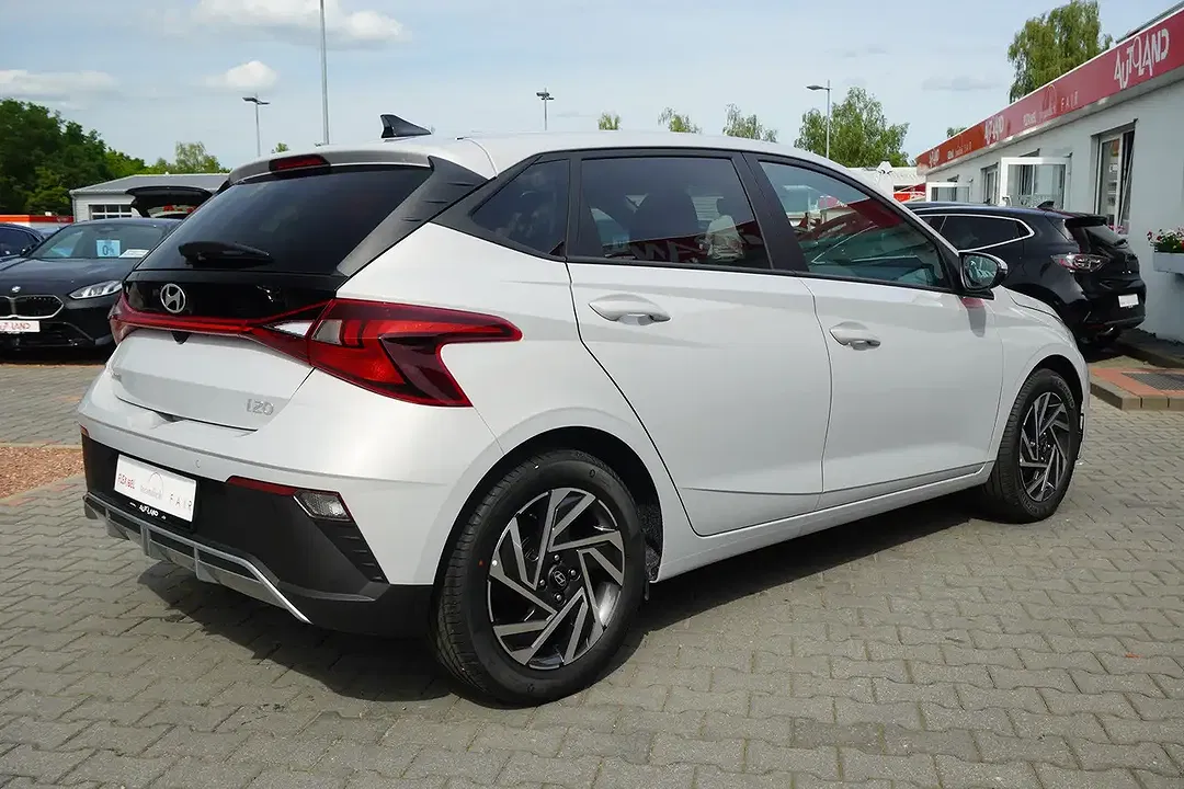 Hyundai i20 - Thumbnail 5