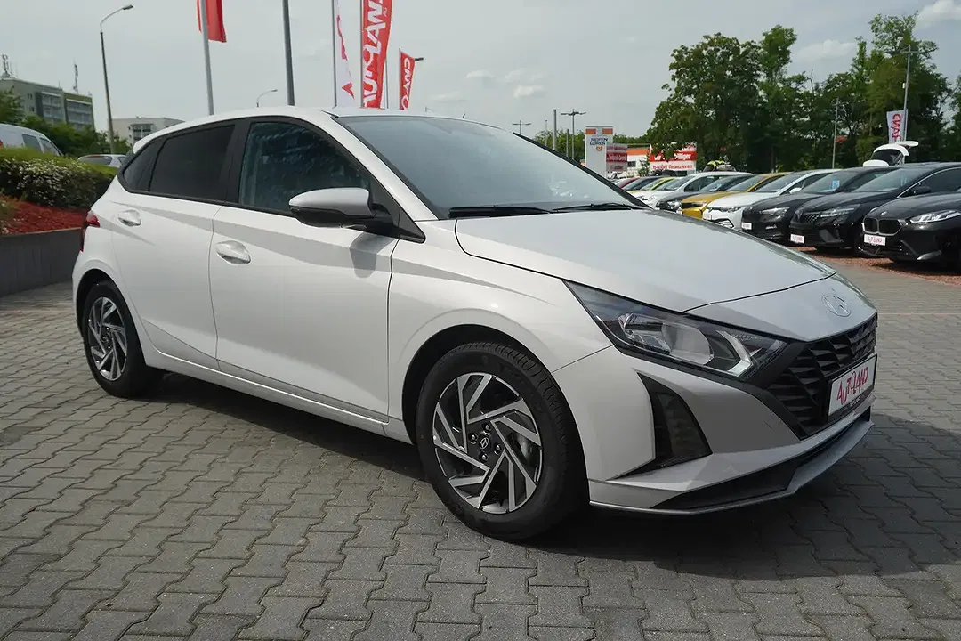 Hyundai i20 - Thumbnail 6