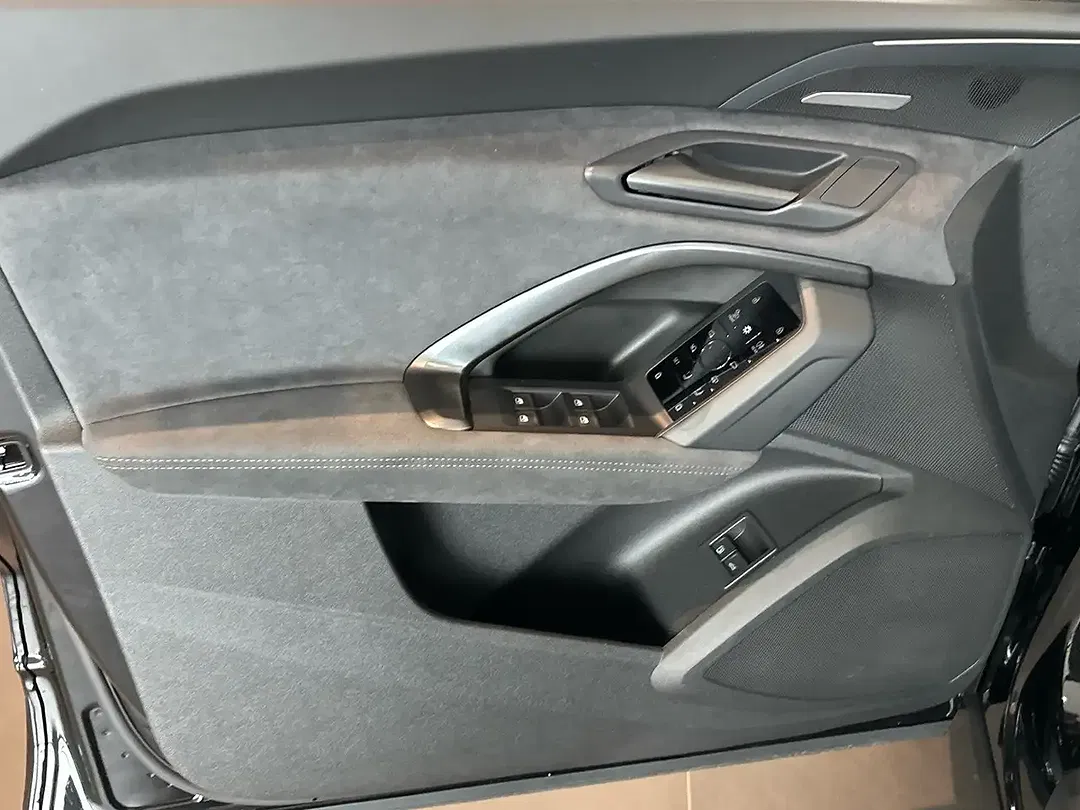 Audi Q5 - Thumbnail 12