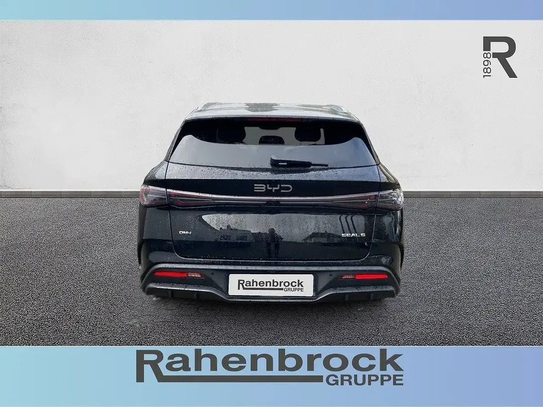 BYD Seal 6 - Thumbnail 5