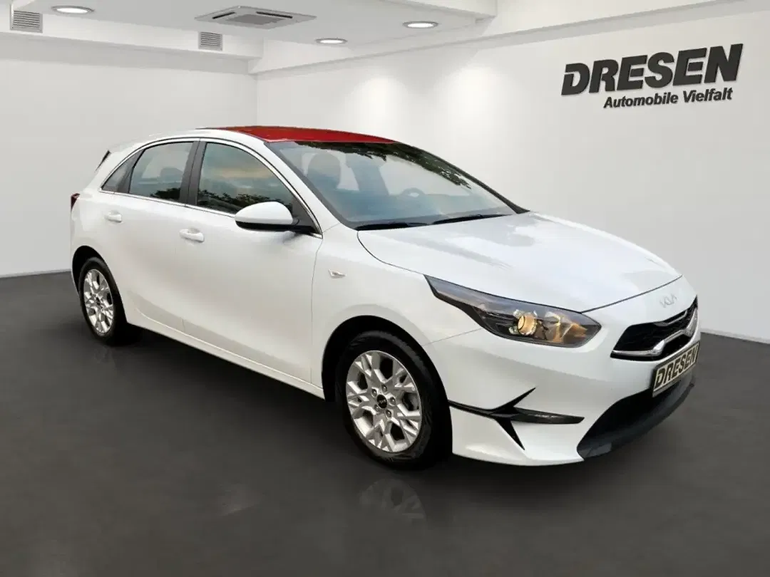 Kia Ceed / cee'd - Thumbnail 2