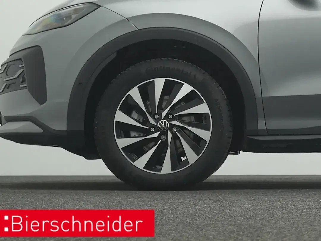 Volkswagen T-Roc - Thumbnail 27