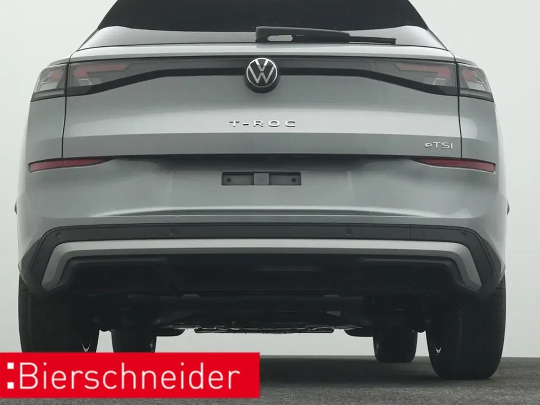 Volkswagen T-Roc - Thumbnail 32