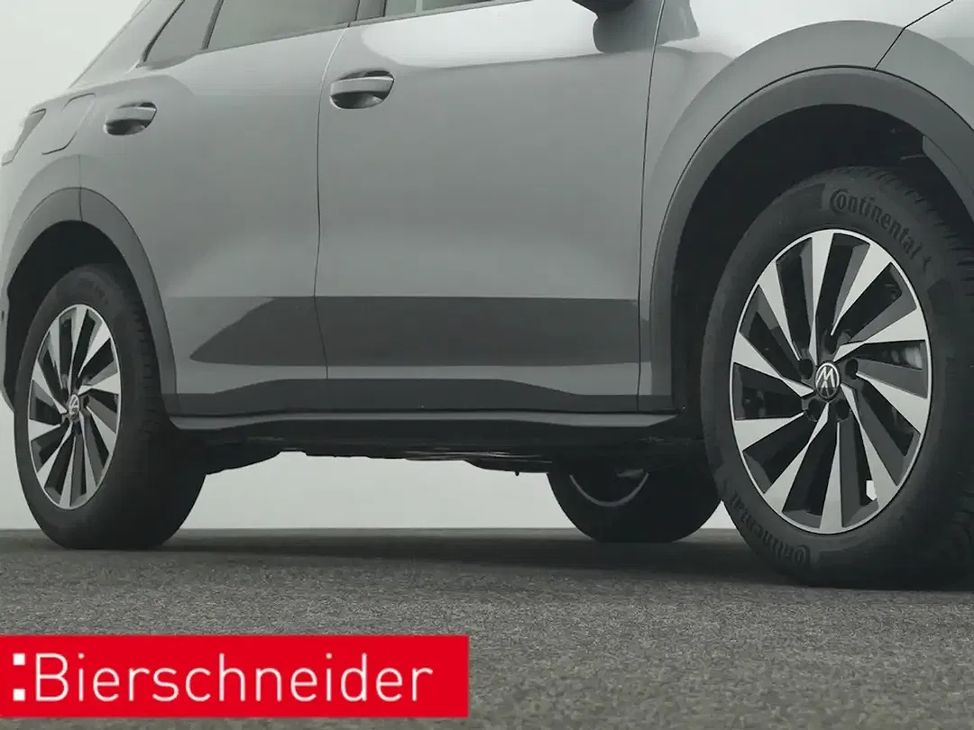 Volkswagen T-Roc - Thumbnail 34